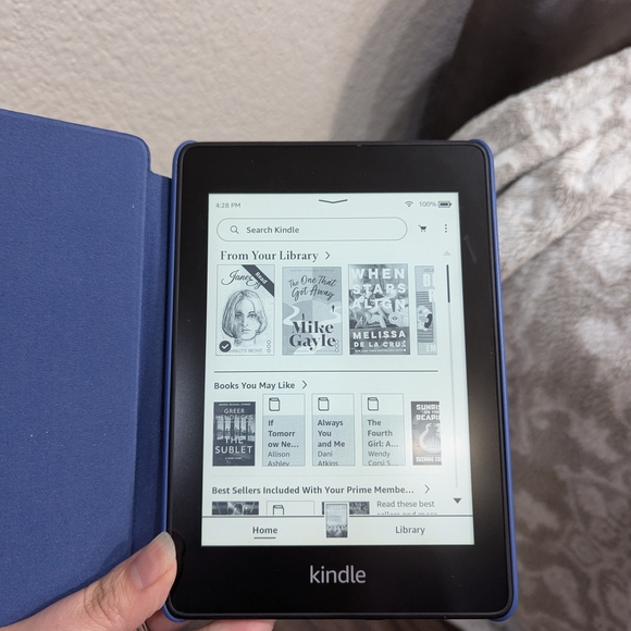 Amazon Tablet Bundle - Picture 12 of 16